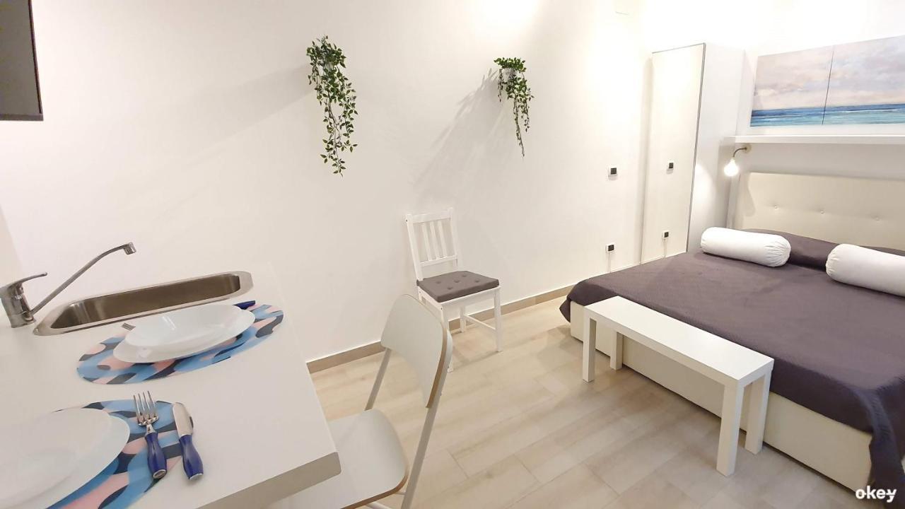 Urban Homy - Bari Centro Apartment Екстериор снимка